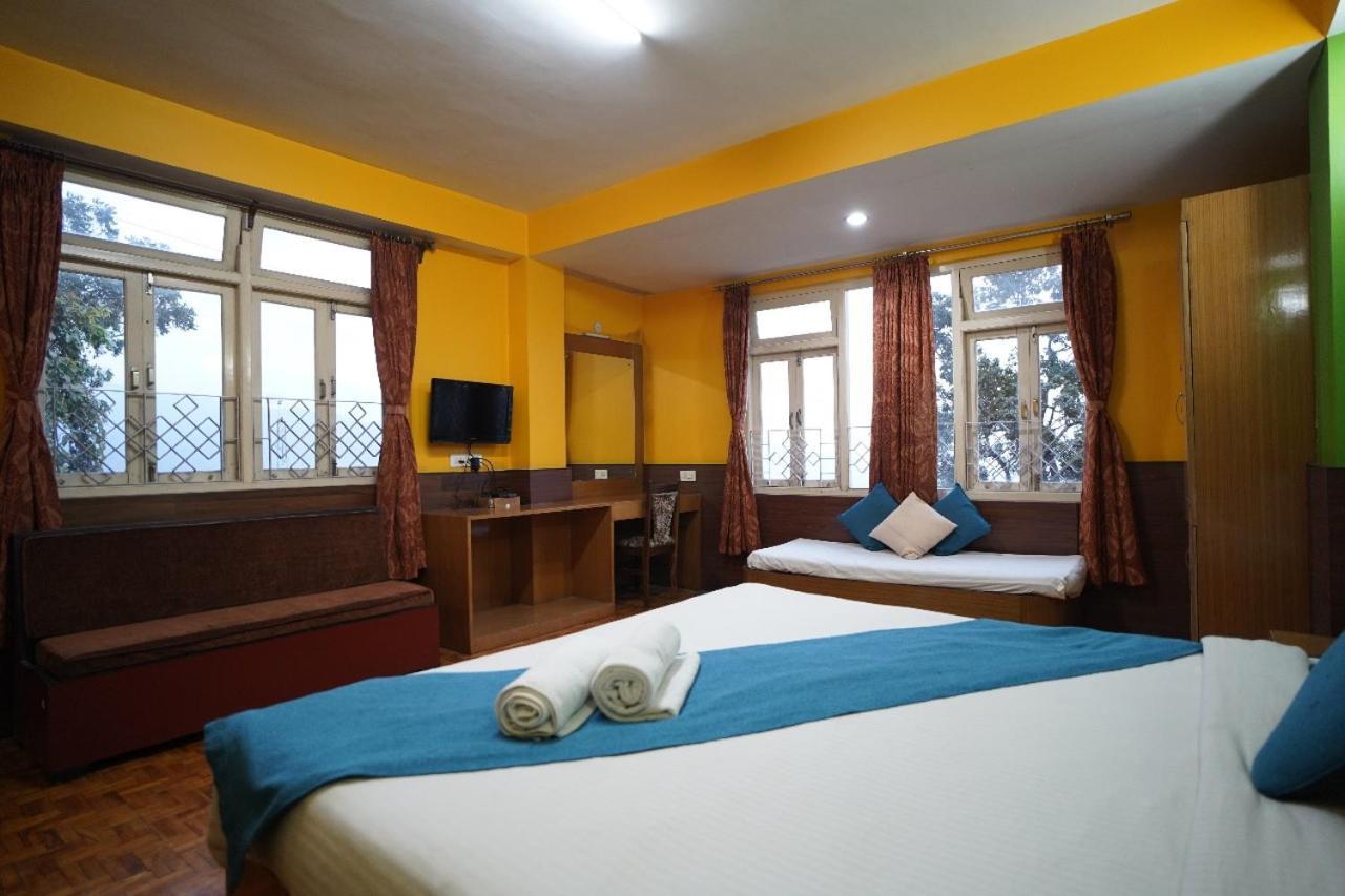 Staynest Retreat And Spa Gangtok With Parking & Swimming Pool Exterior foto