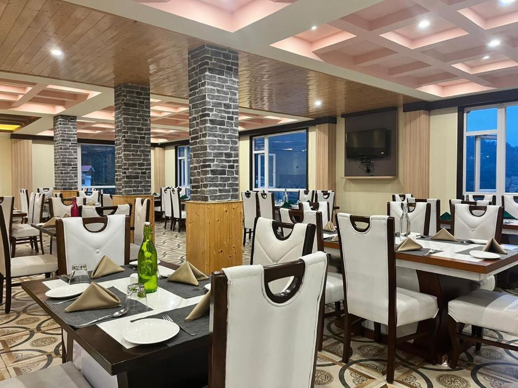 Staynest Retreat And Spa Gangtok With Parking & Swimming Pool Exterior foto