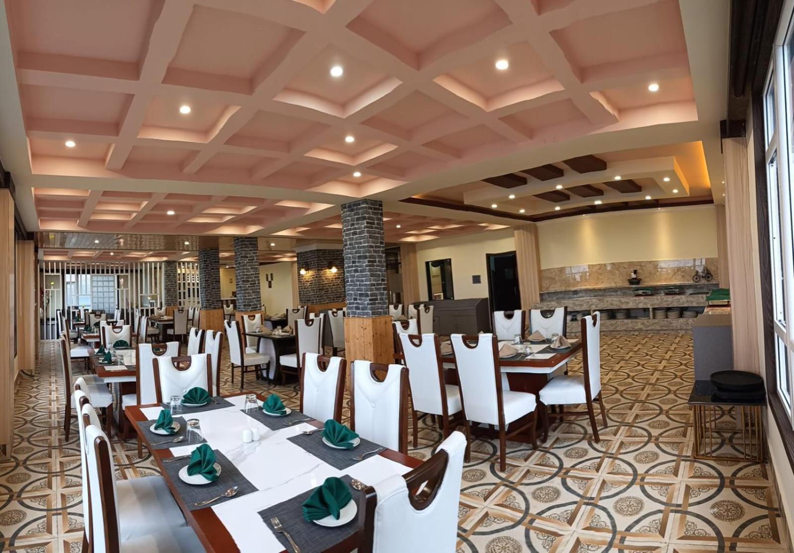 Staynest Retreat And Spa Gangtok With Parking & Swimming Pool Exterior foto