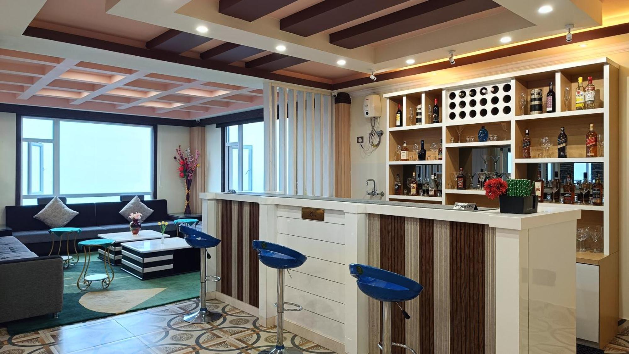 Staynest Retreat And Spa Gangtok With Parking & Swimming Pool Exterior foto